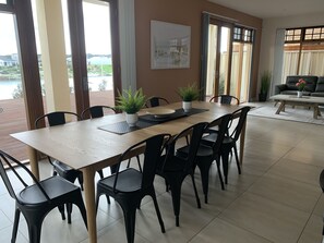 Dining - CQ Holidays
EV Charger Type 2 available at property (Hindmarsh Island)