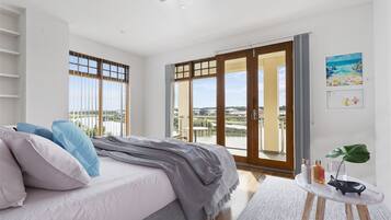 6 habitaciones, tabla de planchar con plancha, cuna de viaje y wifi