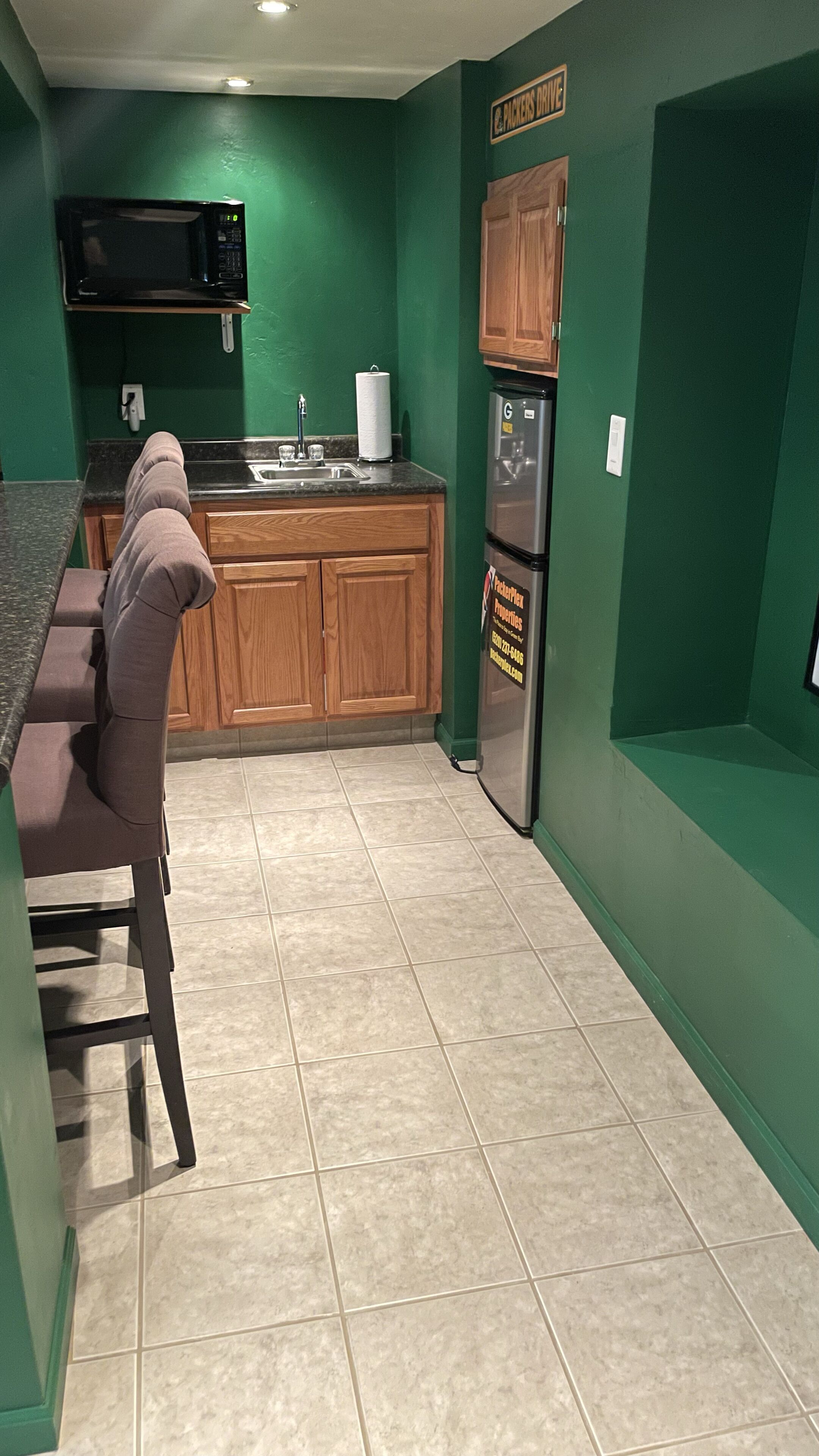 PACKERPLEX is the Place To Stay in Green Bay