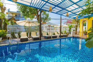 Outdoor pool - Hoi An Golden Heart Villa (Da Nang)