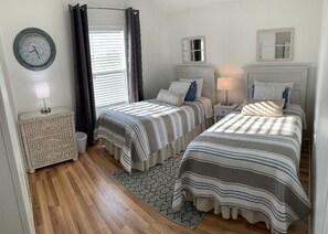 4 chambres, fer et planche à repasser, lit parapluie, Wi-Fi gratuit