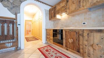 Frigorifero, forno, lavastoviglie