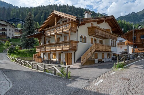 Beautiful mountain refuge style apartment with aged wood finishes