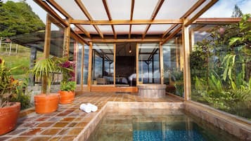 Panoramic Suite | 1 bedroom, Egyptian cotton sheets, premium bedding, down comforters