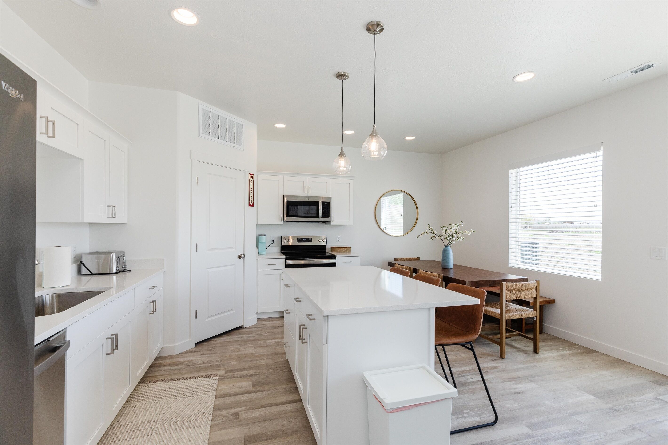 NEW Luxurious 3 Bedroom 2.5 Bath Cubhouse