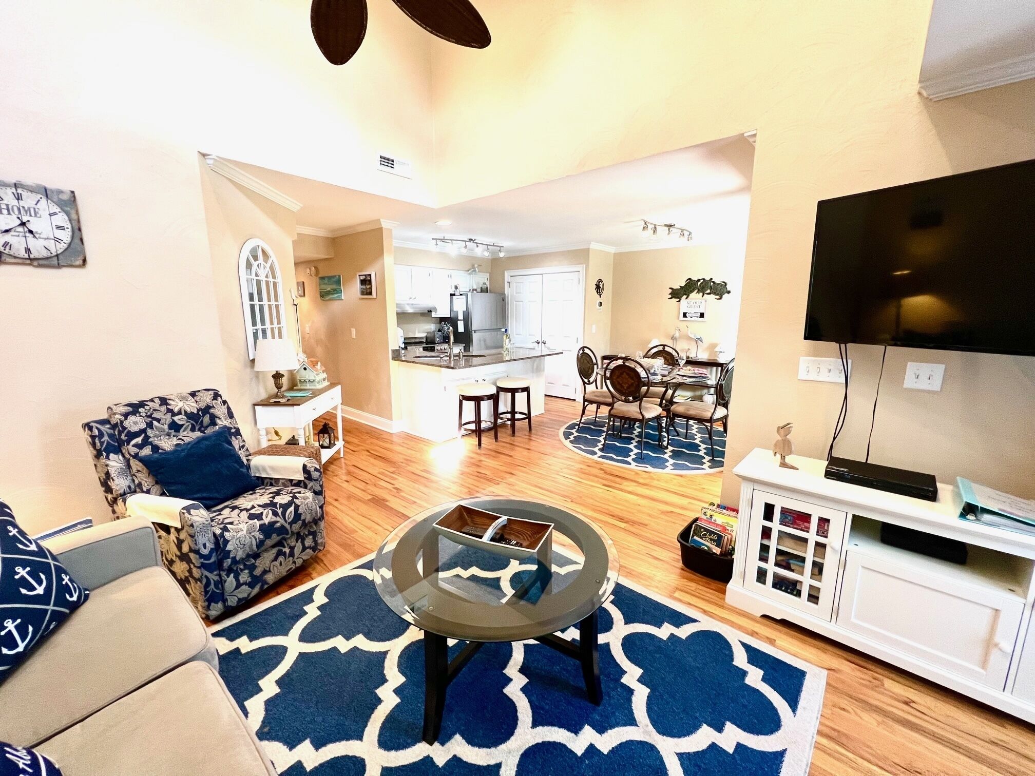 Special Place at Courtside Villas