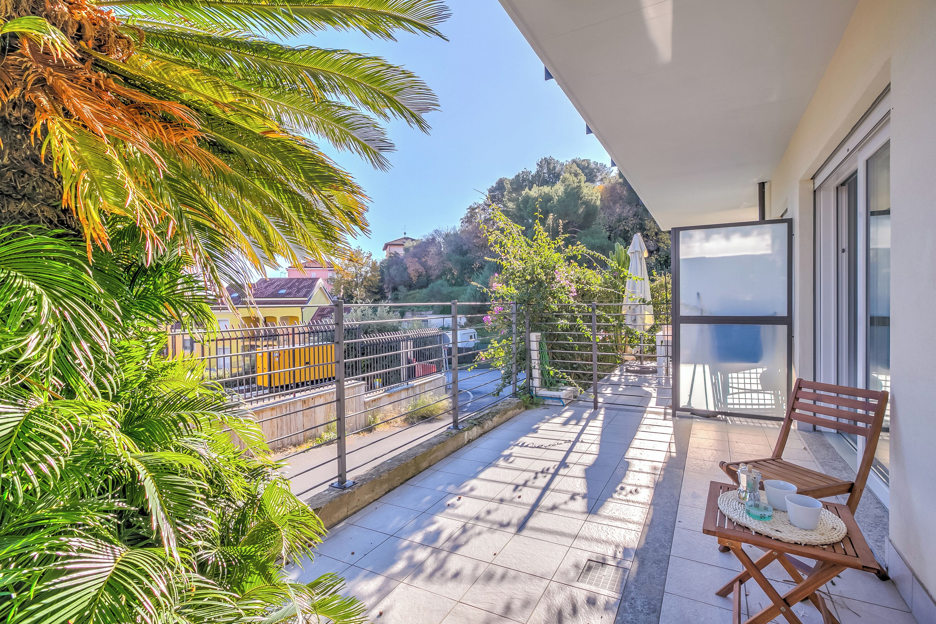 Standard-Apartment, 1 Schlafzimmer, Mikrowelle (Beachy Vibes- 900m from the beach) | Unterkunftsgelände