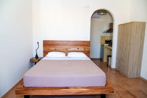 Basic Apartment - A1 & A2 & E1 (Syros)
