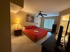 3 chambres, fer et planche à repasser, Wi-Fi gratuit, draps fournis