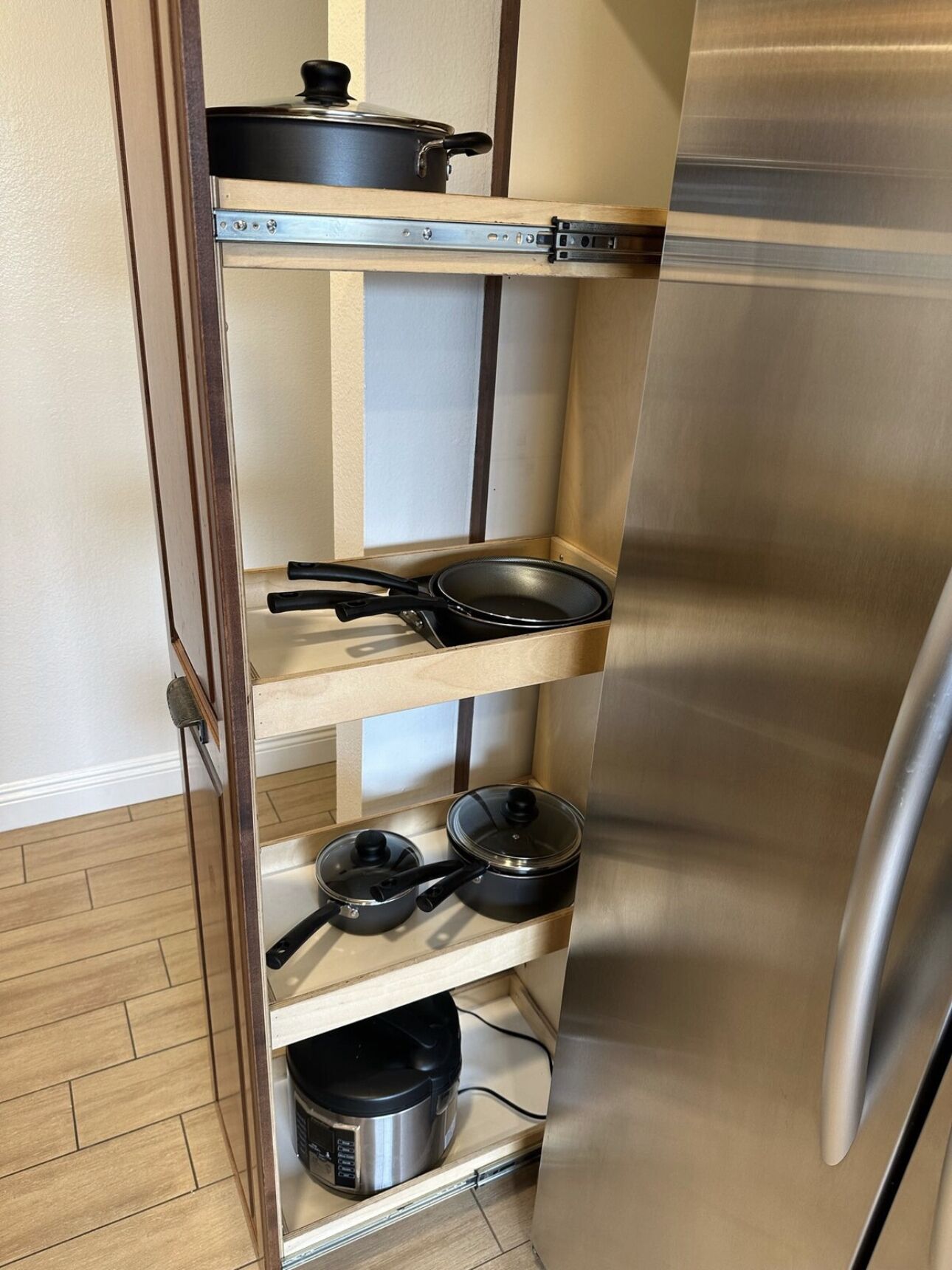 Family- Friendly Villa with Pool + BBQ + Fire-pit, close to Disney & Water Park 