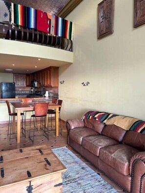 TV, fireplace - Villa Tequila at Marbella Casitas, Playa Encanto (Puerto Penasco)