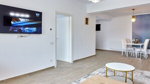 Deluxe Apartment | Terrace/patio - Casa Del Mar 2 (Navodari)
