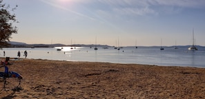 Playa en los alrededores