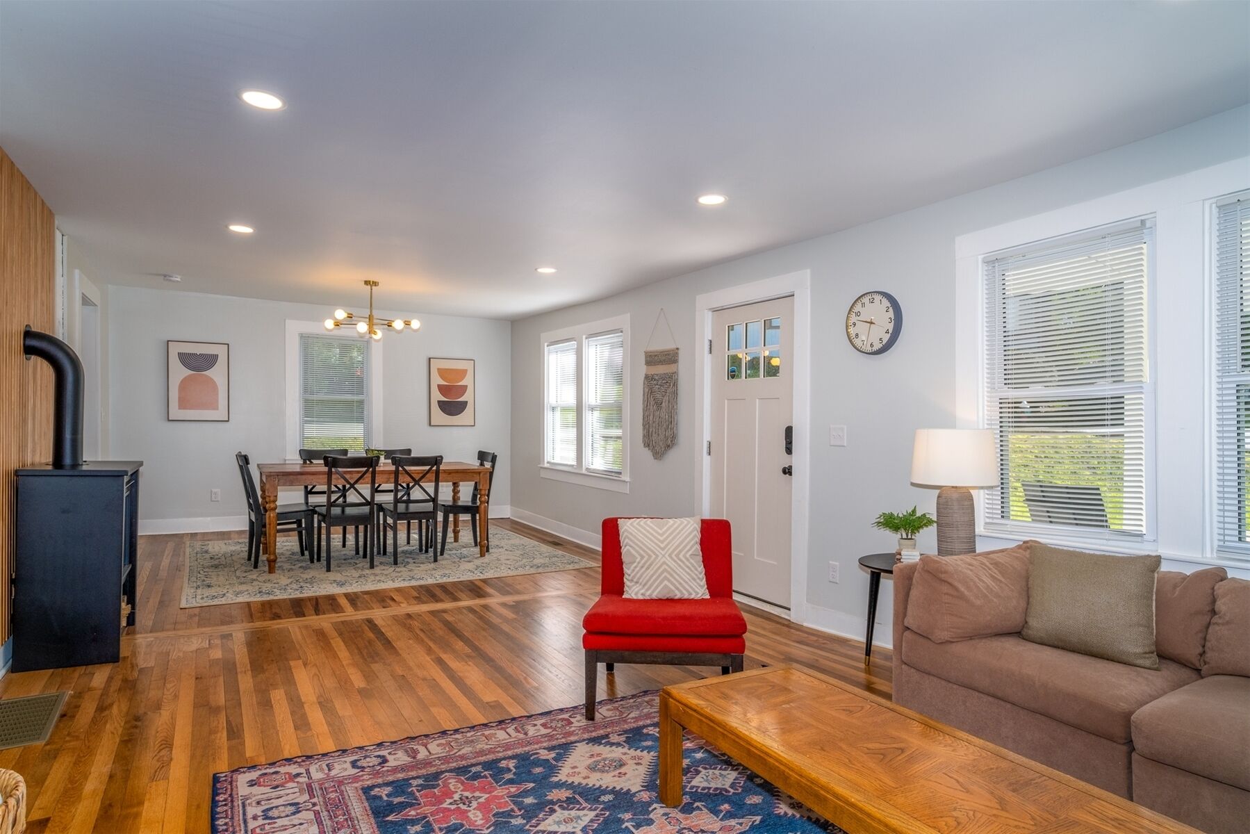 North Lane Cottage Downtown | 3 Bed, 1 Bath