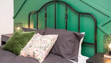 1 soverom, strykejern/-brett, wi-fi og sengetøy