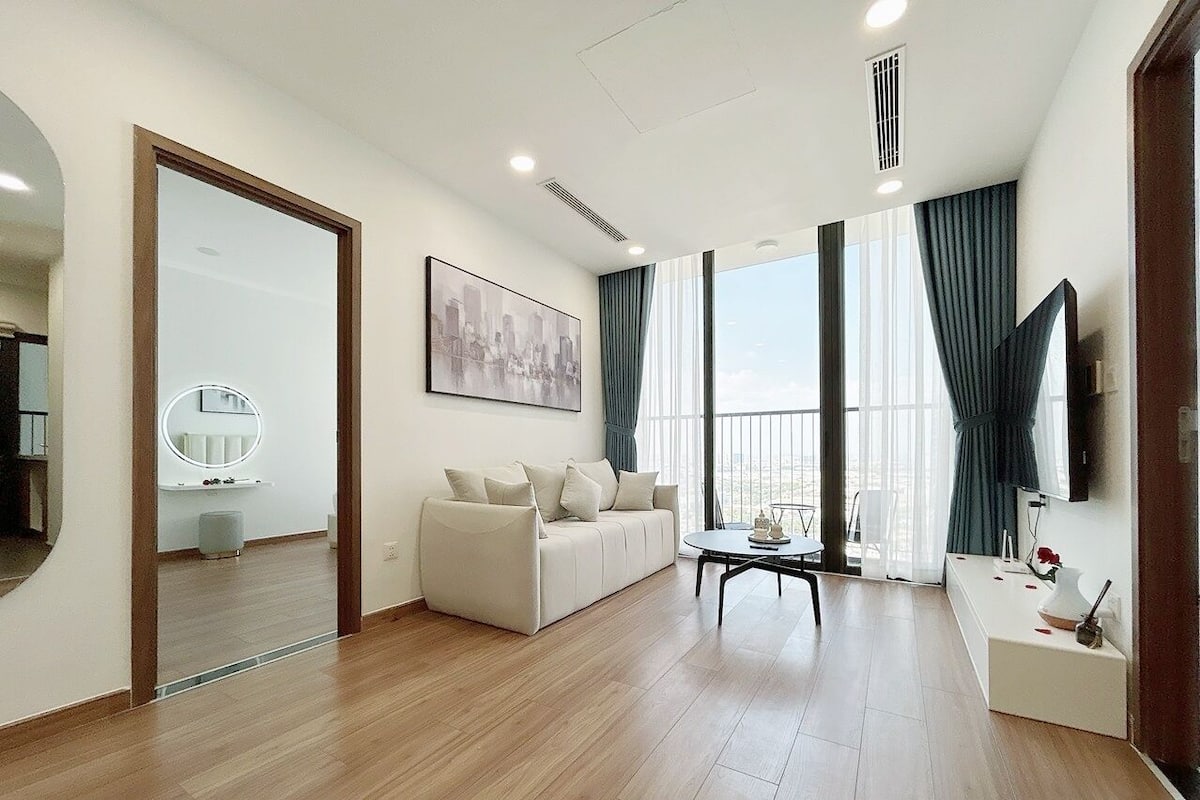 Comfort Condo, 2 Bedrooms, City View | Living area | 55-inch Smart TV with digital channels, TV
