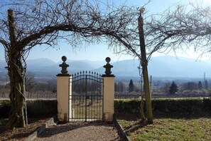 Property grounds - Apartment in Valbelluna with Pool & Dolomites View (Santa Giustina)