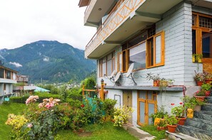 Exterior - The Byke Neelkanth Manali (Manali)
