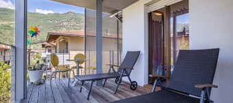 Holiday Apartment "Holiday Speed" with Mountain View, Private Terrace & Wi-Fi