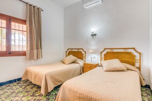 3 habitaciones, wifi gratis y ropa de cama 