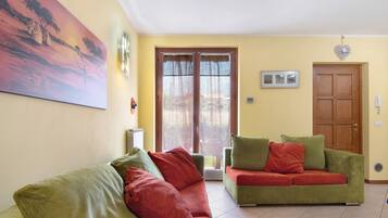 TV, tavolo da ping pong