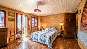 2 habitaciones, tabla de planchar con plancha y wifi