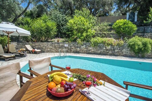 Villa "Dendro" with Private Pool & Wi-Fi