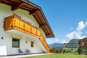 Exterior - Apartment 'Morodeserhof Apt Puflatsch' with Mountain View, Shared Terrace and Wi-Fi (Castelrotto)