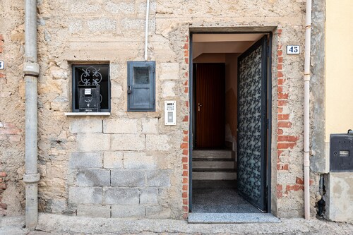 Vacation Home "Casa Di Filippa A Gangi" with Mountain View, Private Terrace & A/C