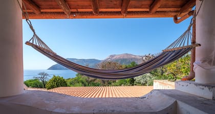 Vacation Home "Jerà C18 Bis Vista Mare" with Sea View, Private Terraces & Wi-Fi
