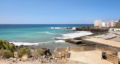 Holiday Apartment "Tenbel Frontera" near Beach with Shared Pool & Wi-Fi