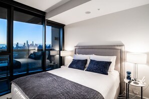 1 chambre, fer et planche à repasser, Wi-Fi, literie fournie