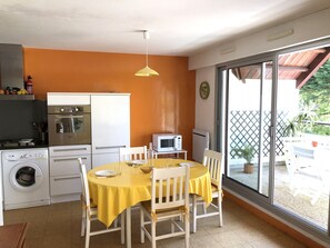 Fridge, microwave, oven, dishwasher - KORRIGANETTES - Aperçu Mer, Légenèse - TK32 (Carnac)