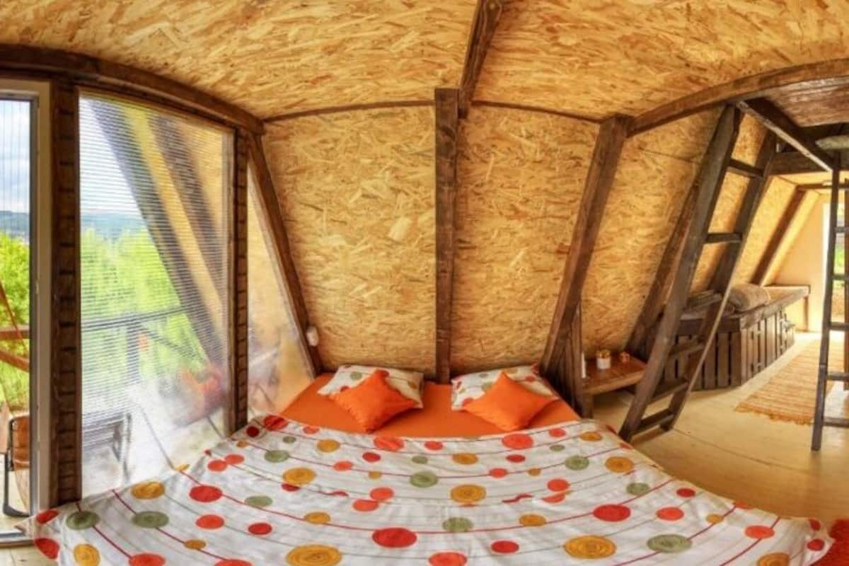 Family Bungalow | 1 bedroom, minibar, free WiFi, bed sheets