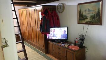 Cabin, 2 Queen Beds | Interior