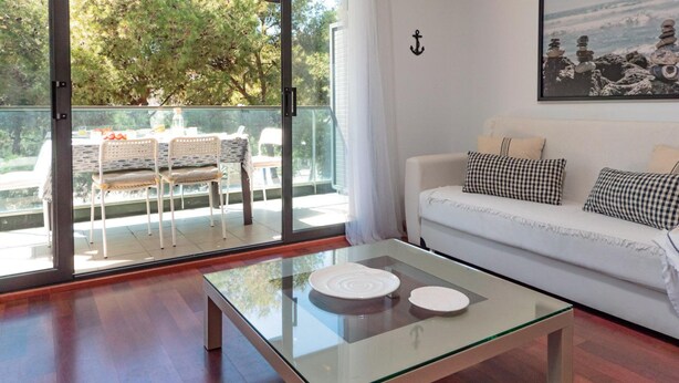 Unclassified image, 1 of 24, button - Modern Apartment with Terrace, Parking, AC & WiFi - Steps from the Beach! (Palamós)