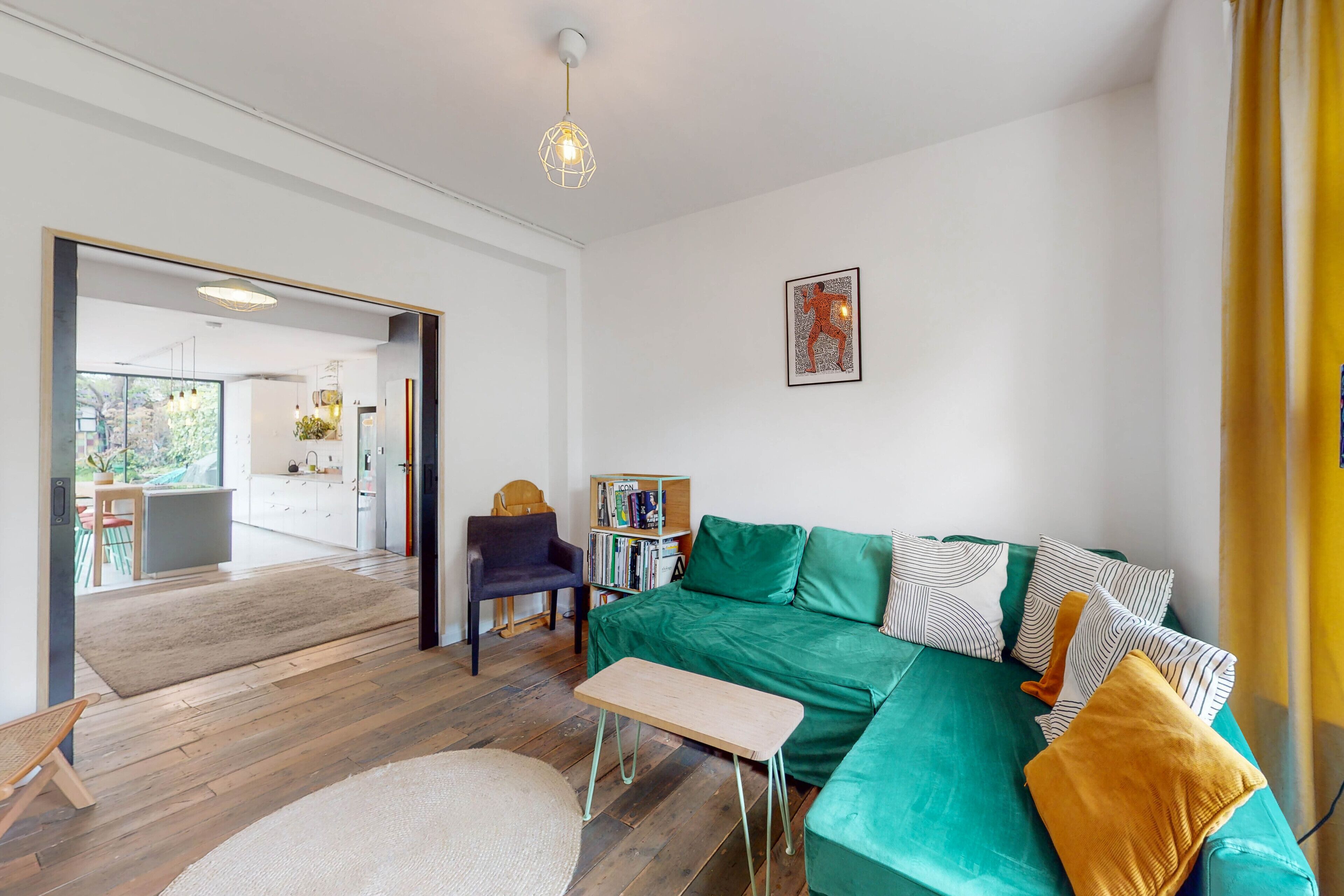 Enchanting 3 Bedroom House With Garden in Leyton