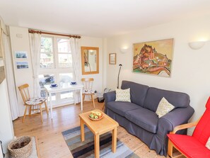 Cottage | Interior - Mill View (Cirencester)