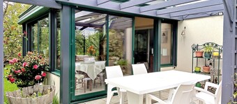 House for 6, 600m from beach, garden, BBQ, parking