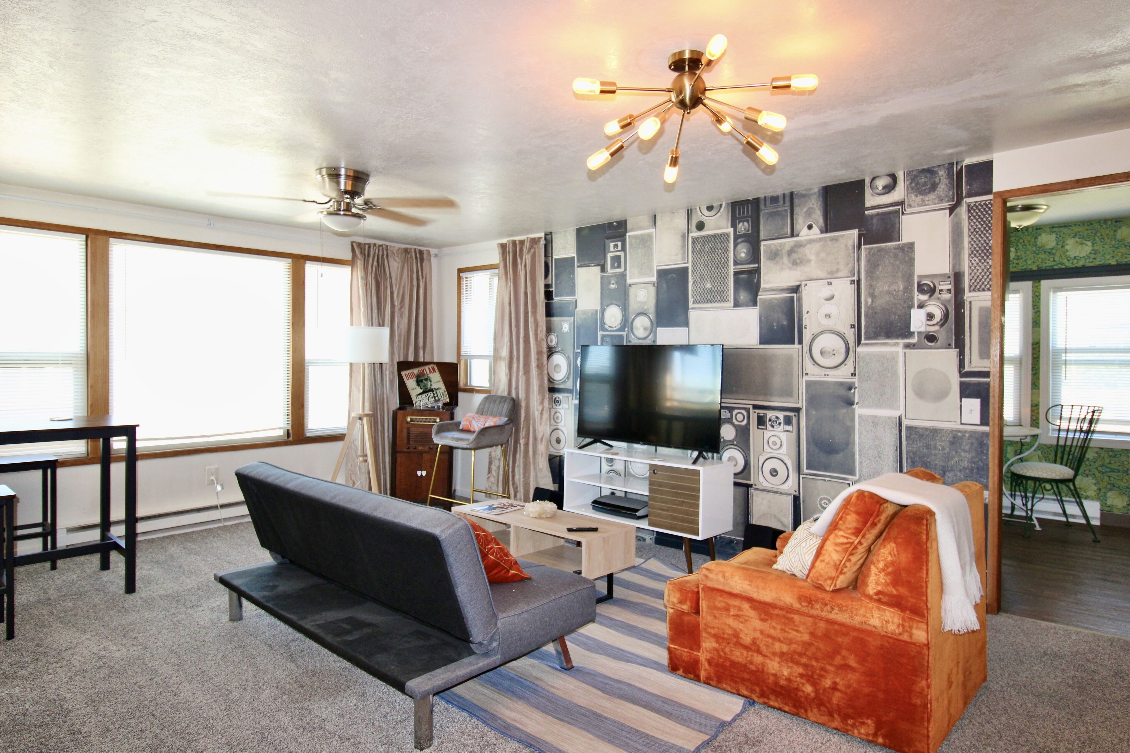 2BR 1Bath Harmonious Hideaway in Rockaway