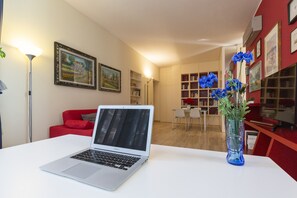 Design Apartment | Living area | 43-inch Smart TV with digital channels, TV - notaMI - Twins Apartment  (Milan)