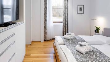 Suite | 1 bedroom, minibar, in-room safe, desk