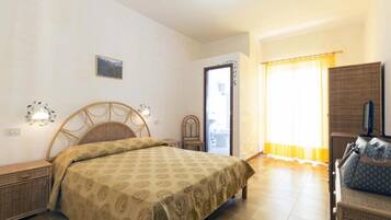 1 bedroom, in-room safe, soundproofing, bed sheets