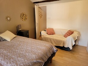 1 bedroom, travel crib, free WiFi, bed sheets