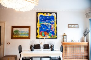 Interior detail - Sea Garden Gallipoli (Gallipoli)