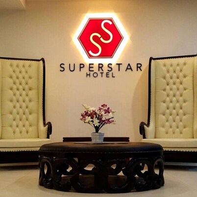 Superstar Hotel