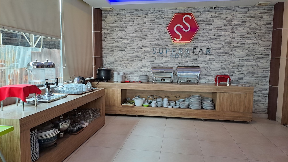 Superstar Hotel Dumai photo 8