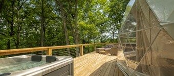 Luxury Glamping Dome w/ Hot Tub & Views