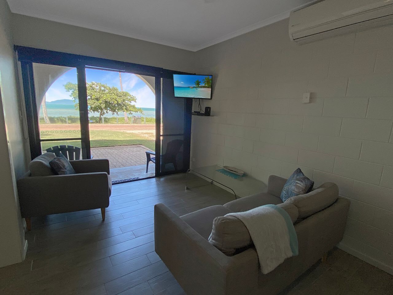 Beachside Palms Unit 3 - Picnic Bay
