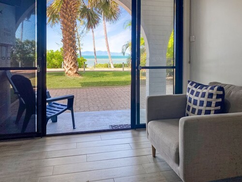 Beachside Palms Unit 4